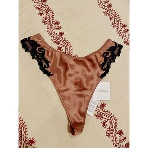 La Perla Size Medium Lace Thong